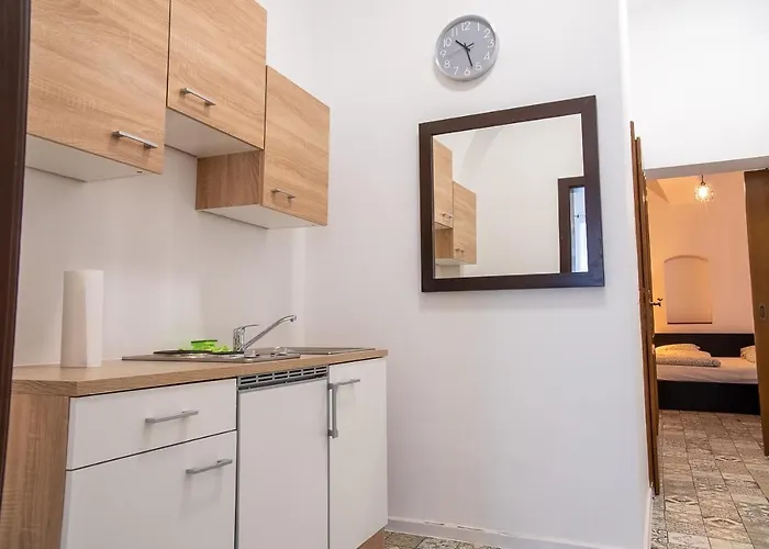 Family&friends Schoenbrunn Daire *